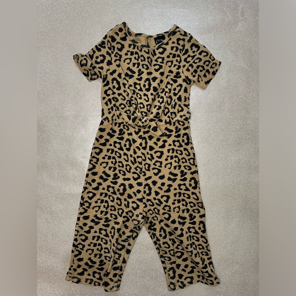 Toddler leopard jumper size 2T